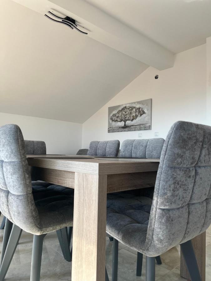 Apartments Magdalena Бибине Екстериор снимка