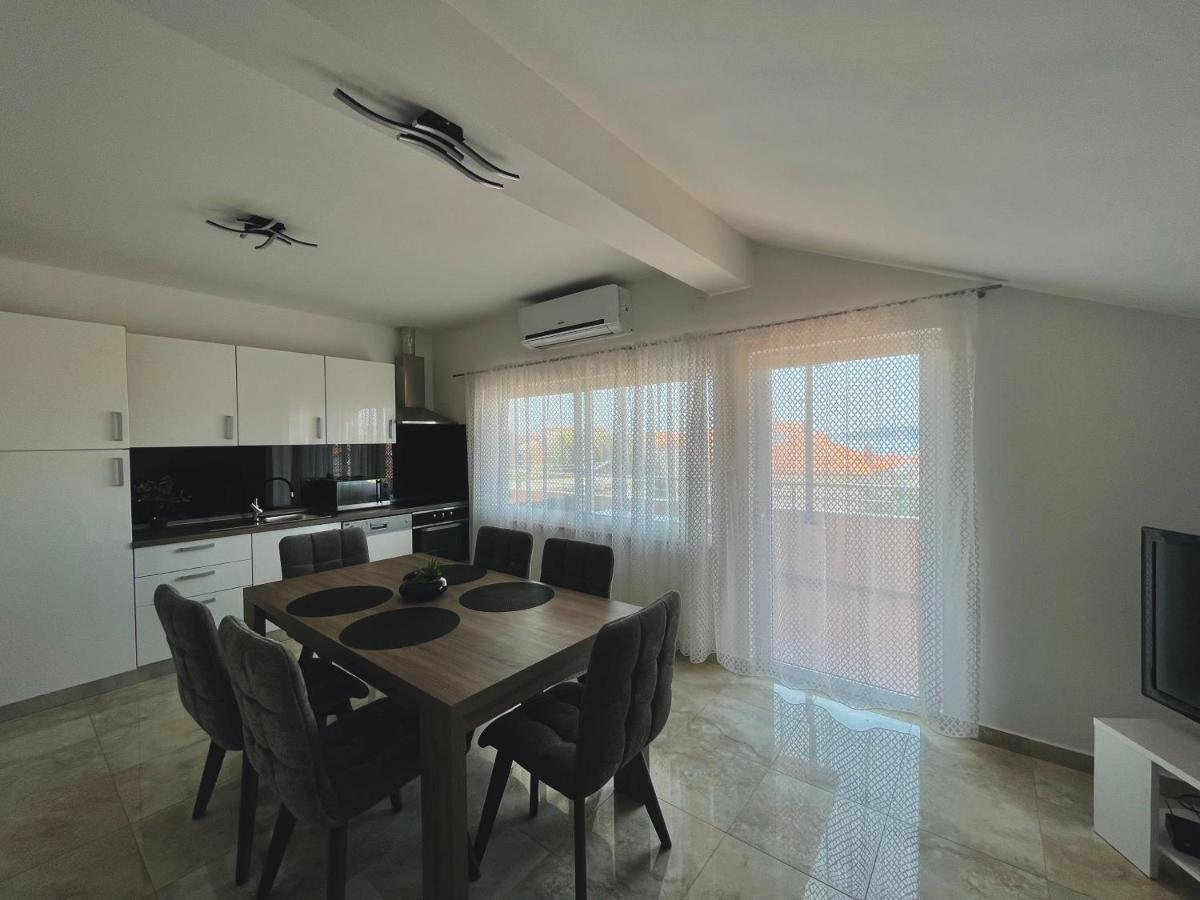 Apartments Magdalena Бибине Екстериор снимка