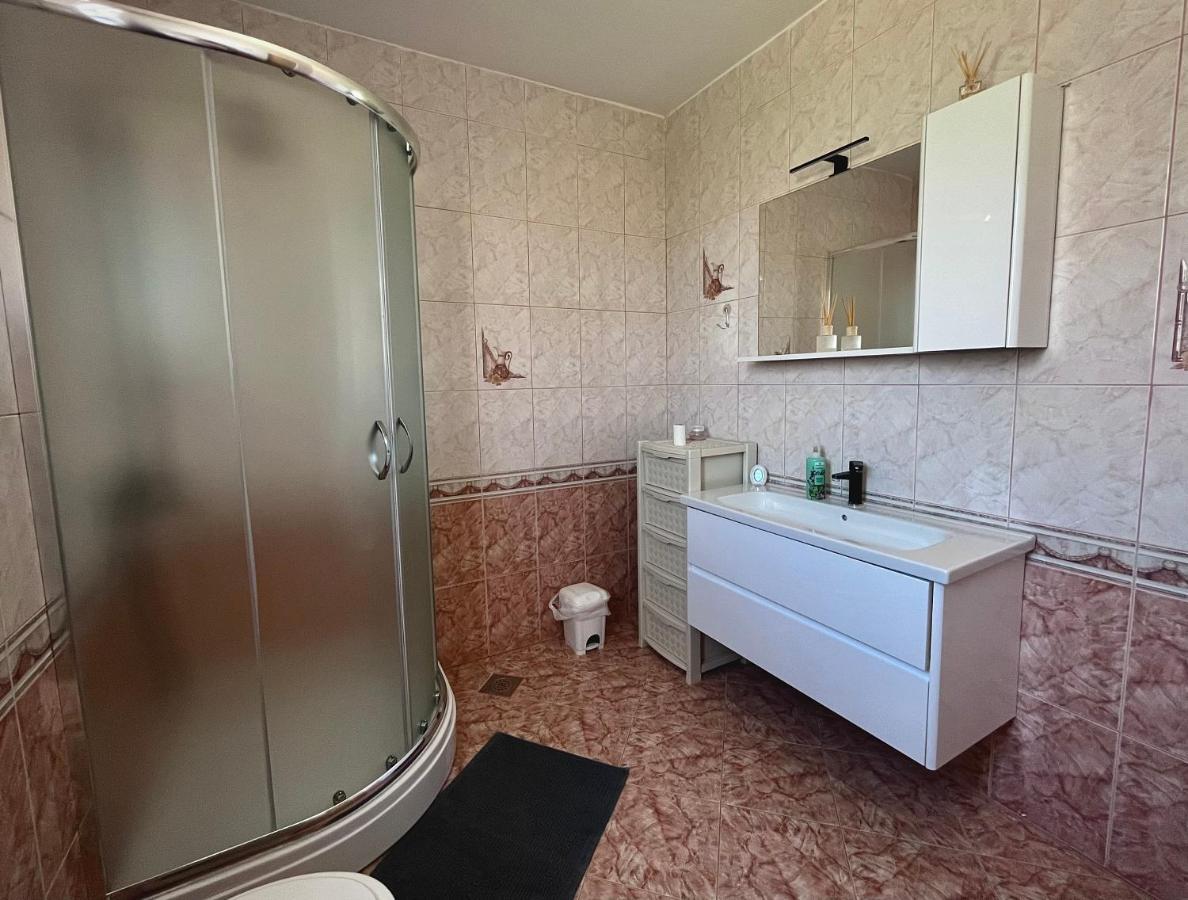Apartments Magdalena Бибине Екстериор снимка